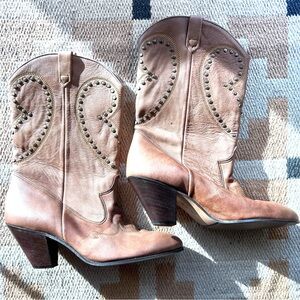 Vintage NWOT ACME Tan Leather Studded Western Boots